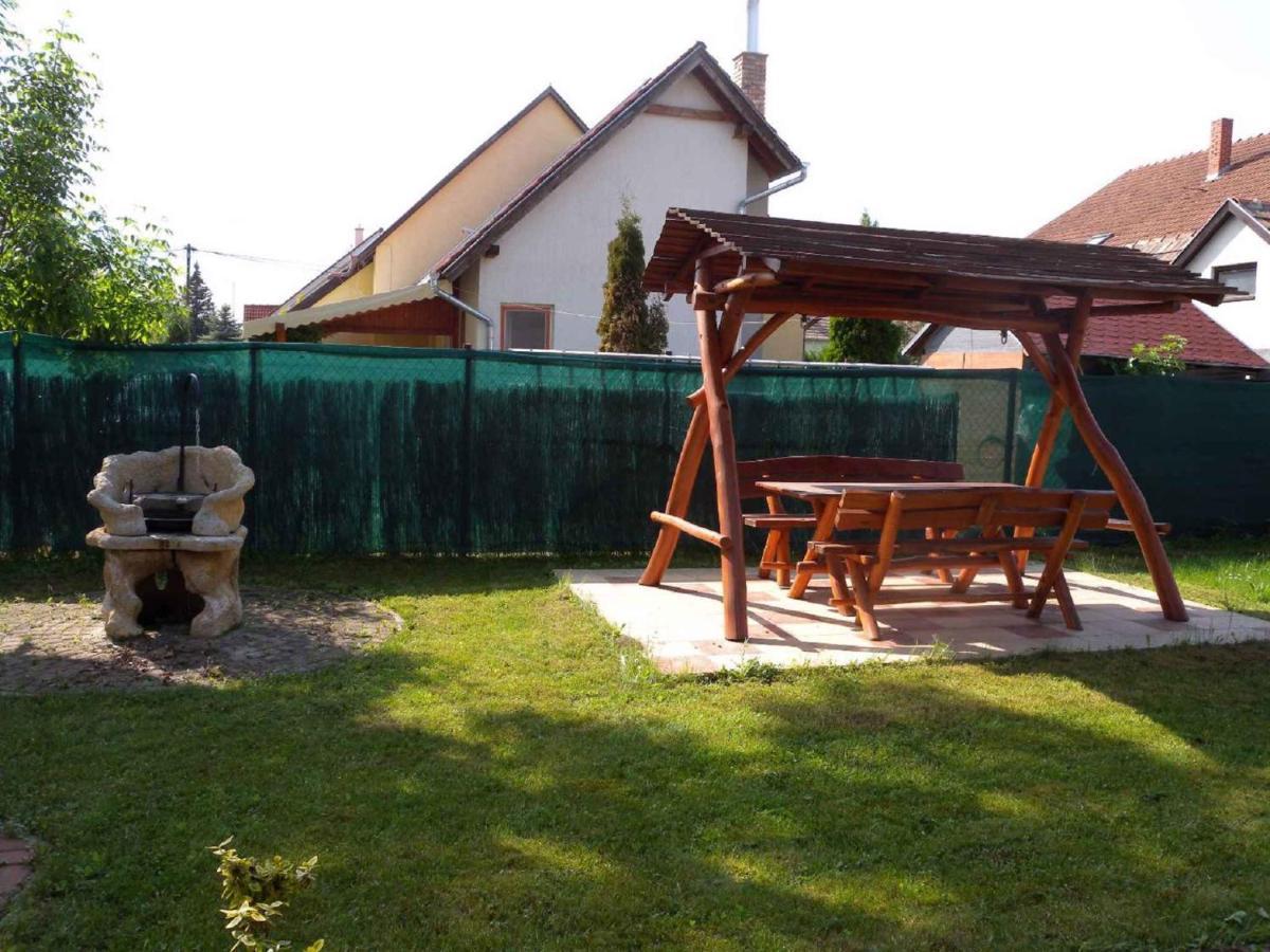 Holiday Home Balatonmariafurdo, Somogy 1 Balatonkeresztúr المظهر الخارجي الصورة